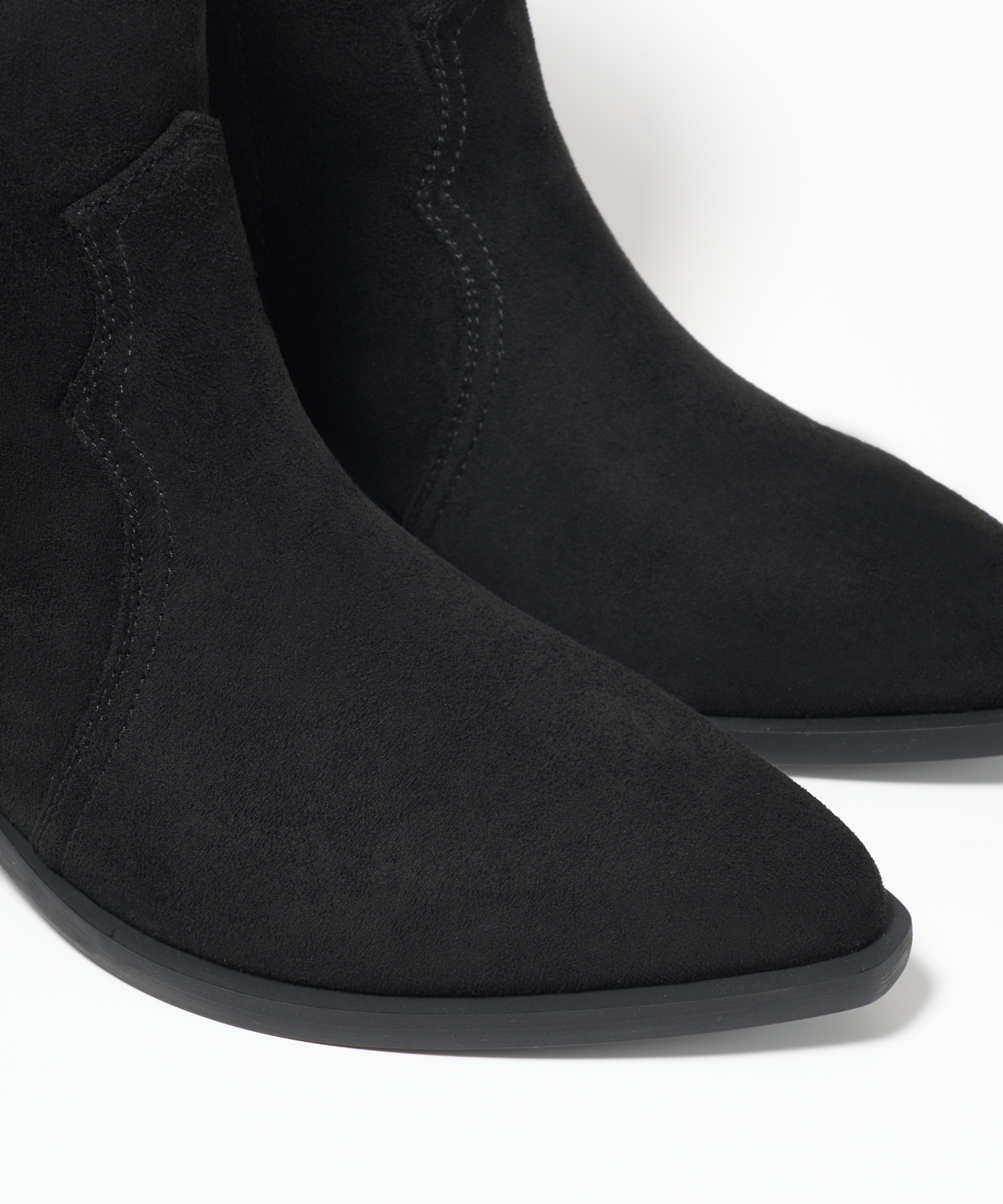 Botim cowboy image number null